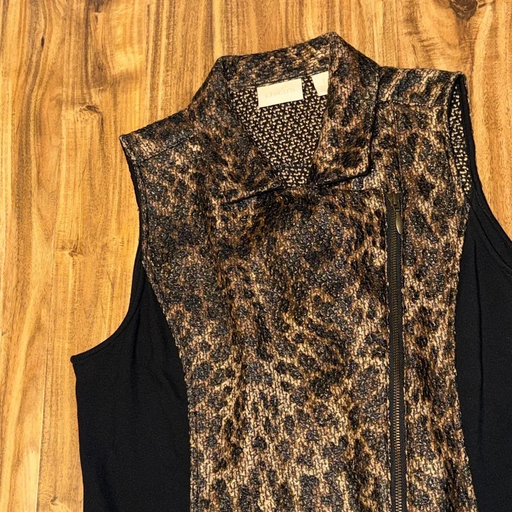 Chico's women vest medium 8 Leopard cheetah Zip-Front Vest Black Brown tan top